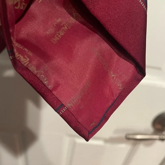 Yves Saint Laurent Deep Red/Burgundy Diagonal Stripe Tie - Picture 3 of 4
